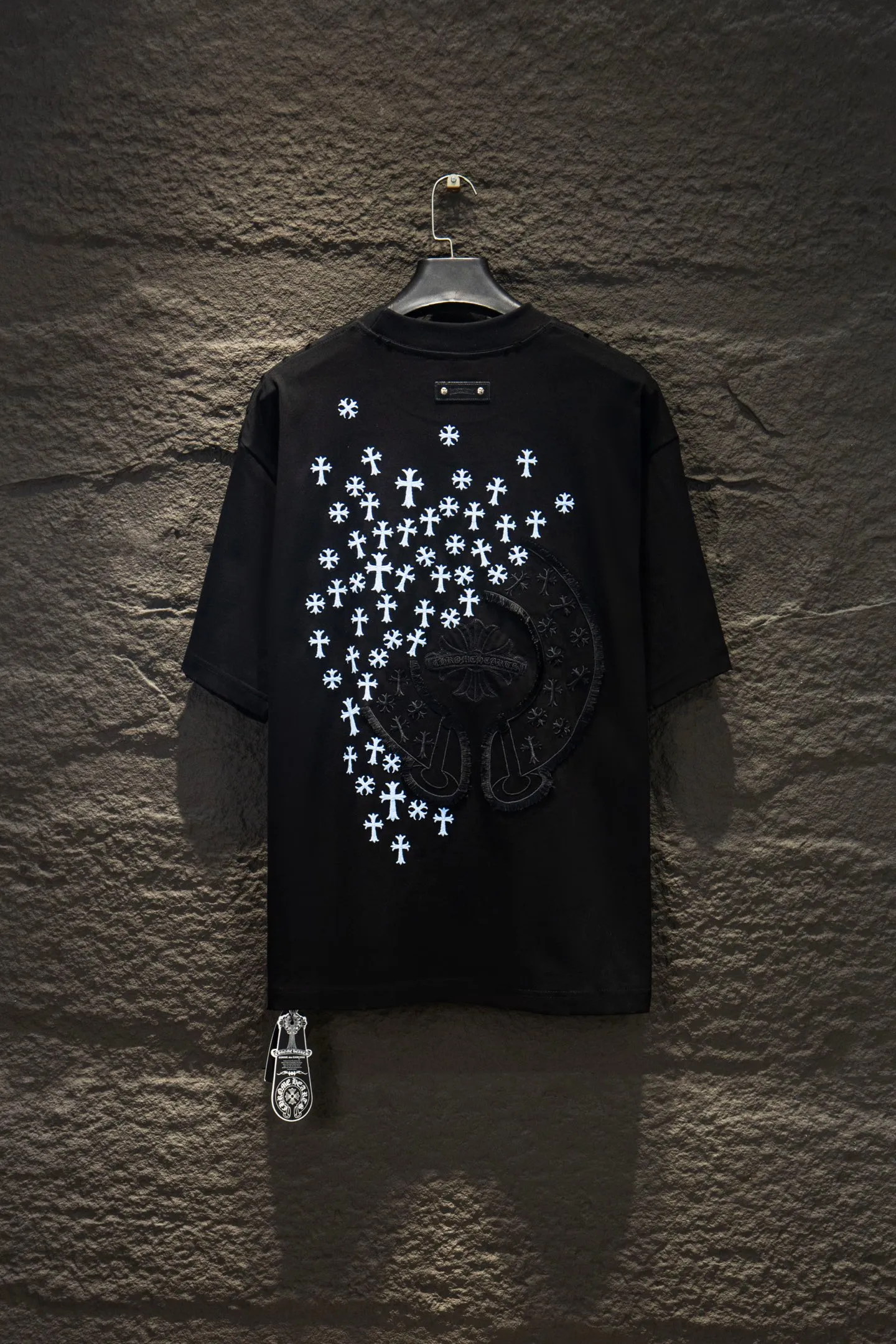 ：7310# 🆕chrome hearts os ， nice✔️ ⚠️100% 32 ， ， ， ！！ ， ！ # # 1️⃣ ， ； 。 。 oversize ， ！ ， ！ “ ” 💏 :Black White Size: S M L XL